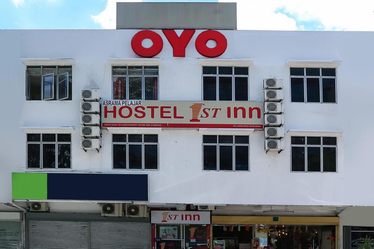 سوبانغ جايا Oyo 89891 1St Inn Hotel Subang المظهر الخارجي الصورة